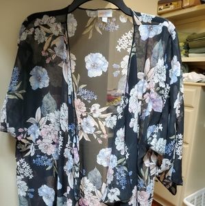 Lularoe shirley, coverup medium